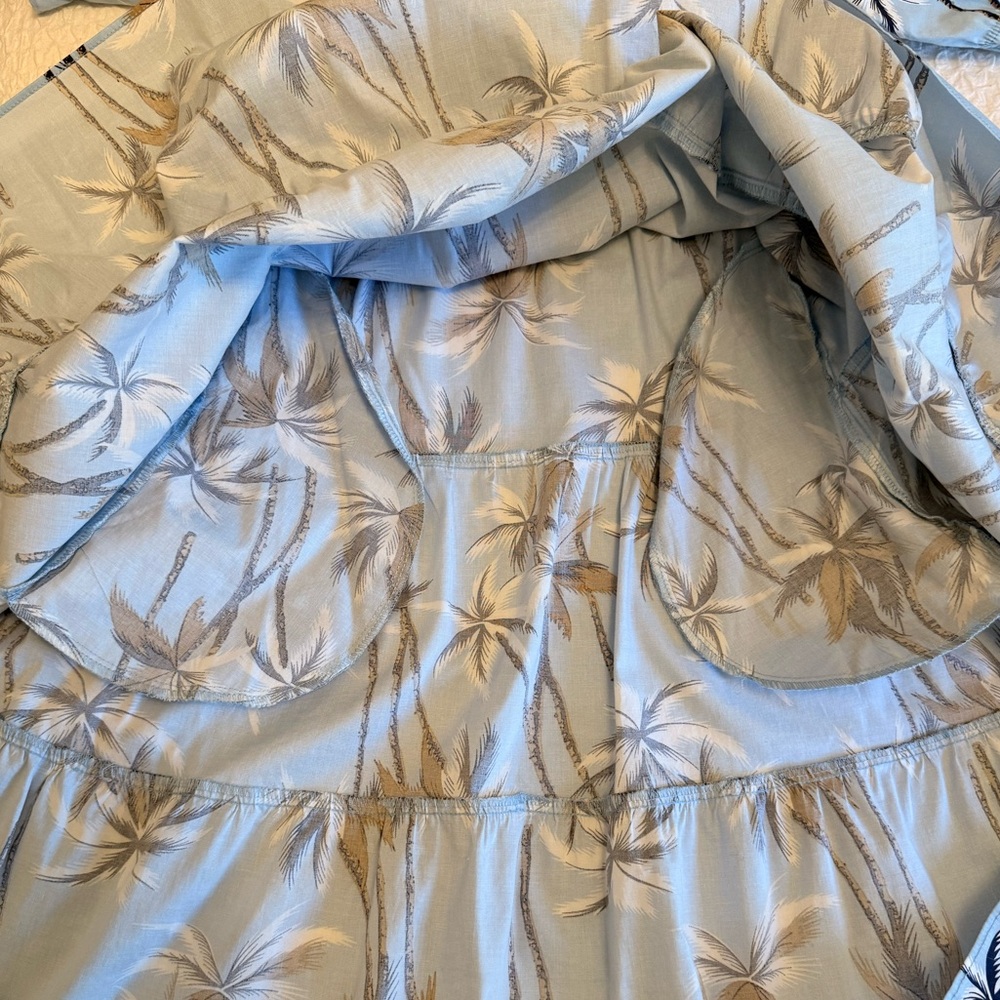 Melloday Light Blue Palm Print Puff Sleeve Dress with Pockets — Size XL - Picture 8 of 10